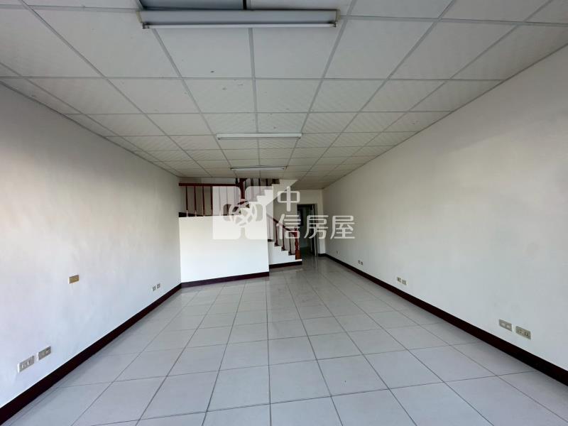 頭份臨路大面寬住店房屋室內格局與周邊環境