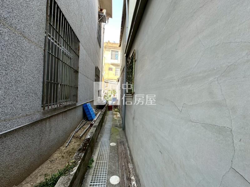 頭份臨路大面寬住店房屋室內格局與周邊環境