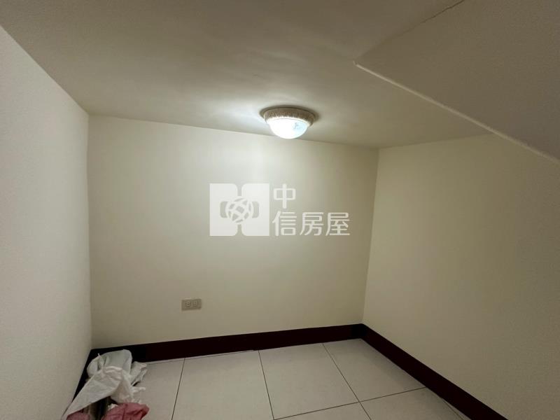 頭份臨路大面寬住店房屋室內格局與周邊環境