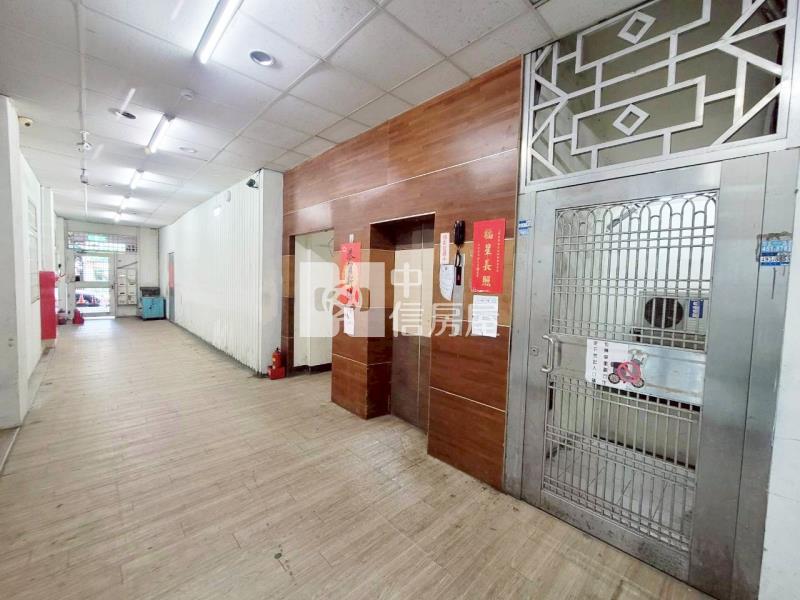 中壢近SOGO低總價套房B-車位可另購房屋室內格局與周邊環境