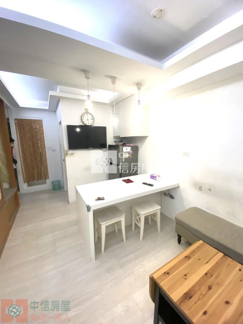 巨蛋成家二房公園管理美廈房屋室內格局與周邊環境