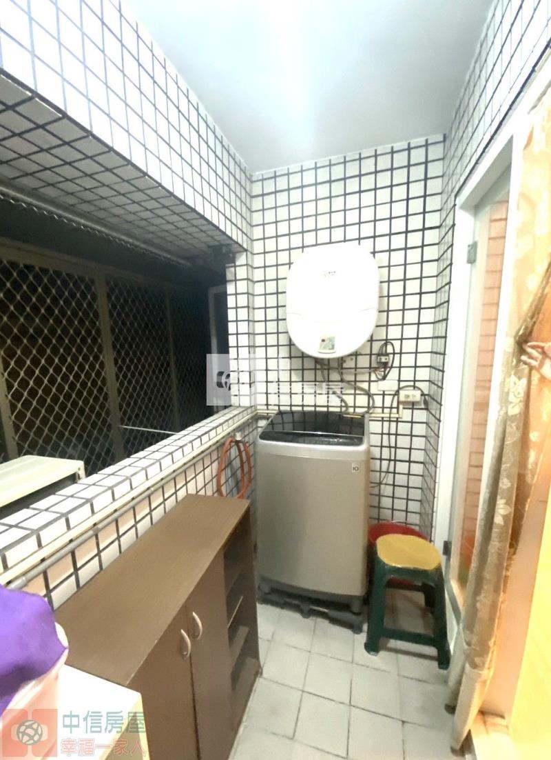 巨蛋成家二房公園管理美廈房屋室內格局與周邊環境