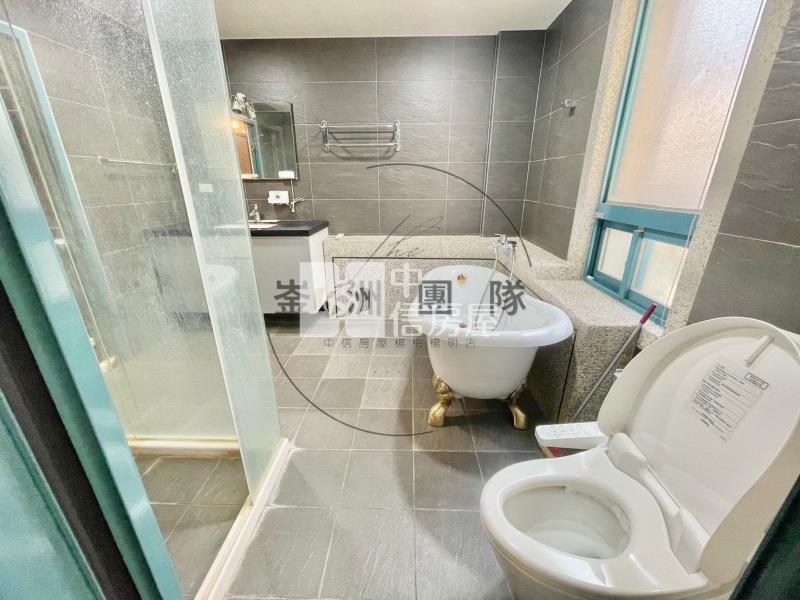 曉峰大地５房雙車美別墅房屋室內格局與周邊環境