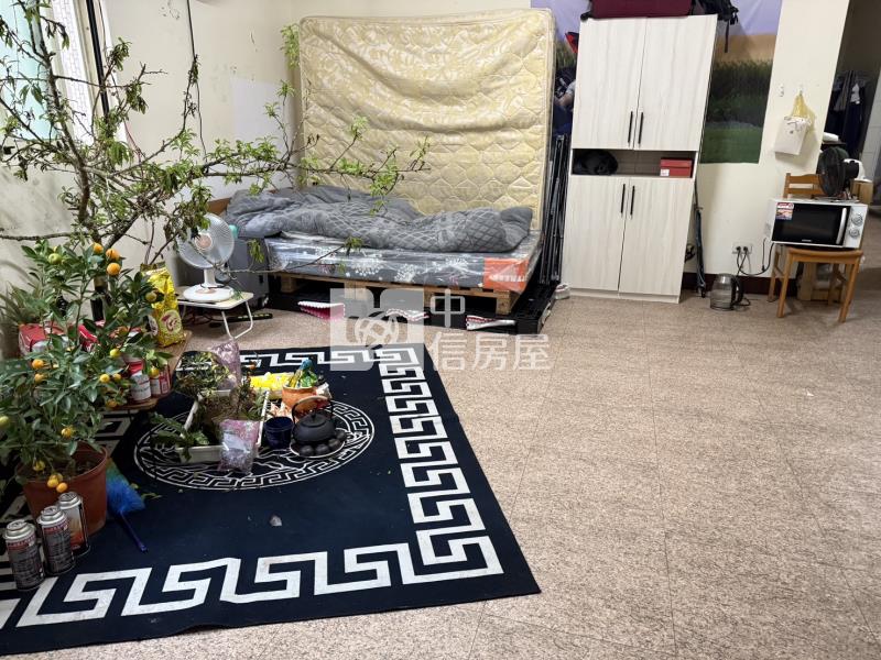 平鎮高中公寓美2樓房屋室內格局與周邊環境