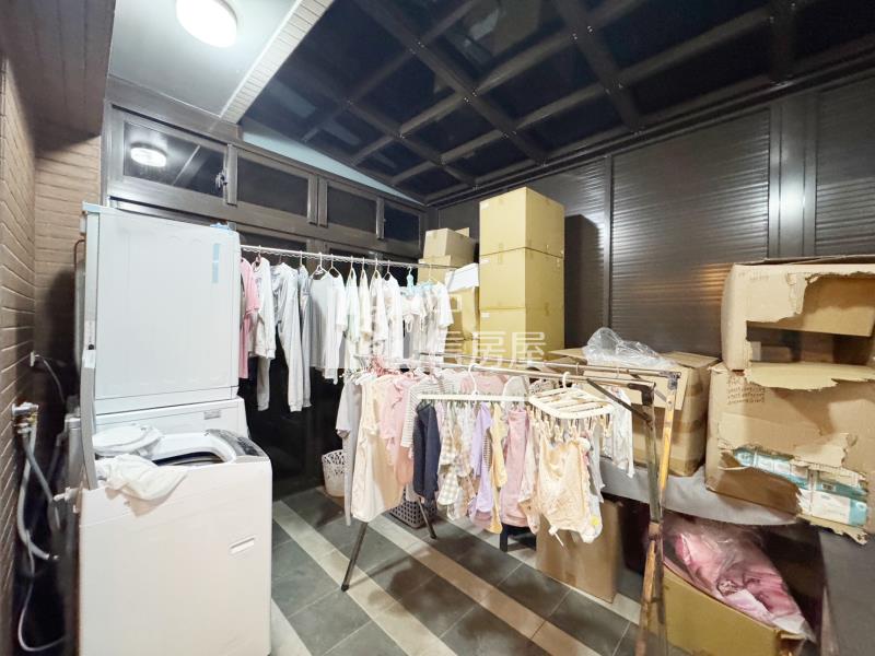 近楊梅車站.交流道.星巴克電梯別墅房屋室內格局與周邊環境