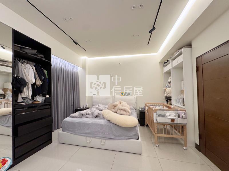 近楊梅車站.交流道.星巴克電梯別墅房屋室內格局與周邊環境