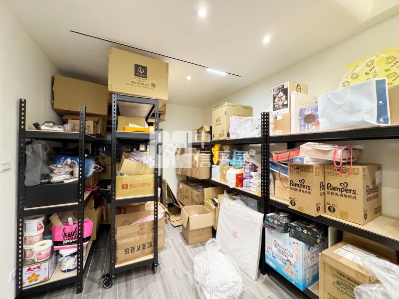 近楊梅車站.交流道.星巴克電梯別墅房屋室內格局與周邊環境