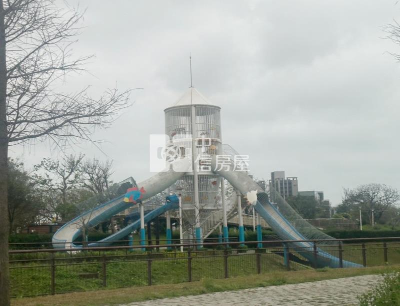 觀音草漯市區、草漯國小、麥當勞旁漂亮兩房車房屋室內格局與周邊環境