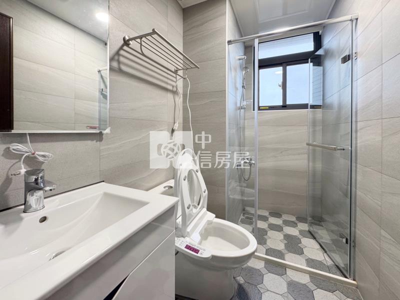 觀音草漯市區.草漯國小.全聯旁採光兩房車房屋室內格局與周邊環境