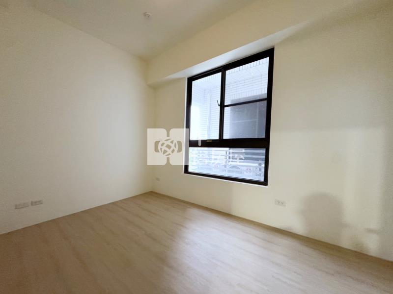 觀音草漯市區.草漯國小.全聯旁採光兩房車房屋室內格局與周邊環境