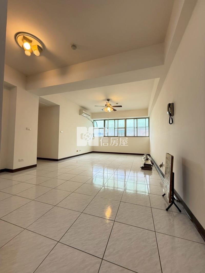 平興國小三房+車位房屋室內格局與周邊環境