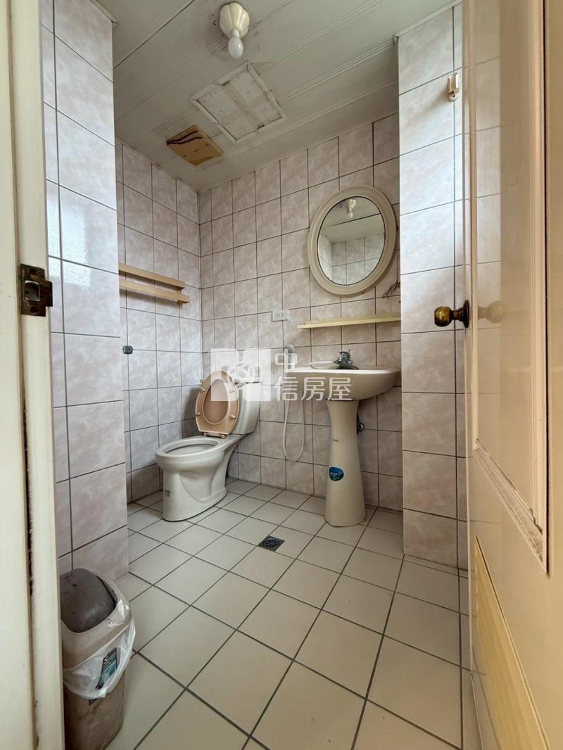 平興國小三房+車位房屋室內格局與周邊環境