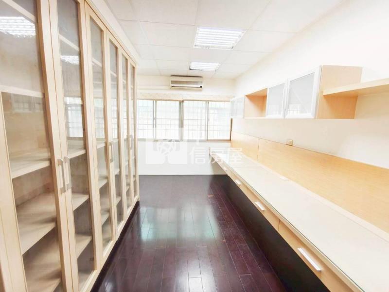 北區育德二路花園雙車美墅房屋室內格局與周邊環境