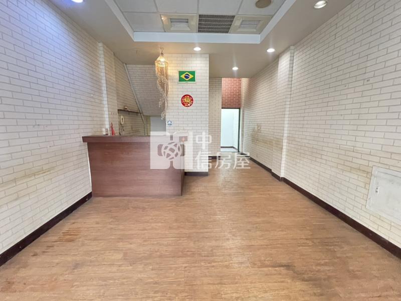 3S47三多路透天店面房屋室內格局與周邊環境