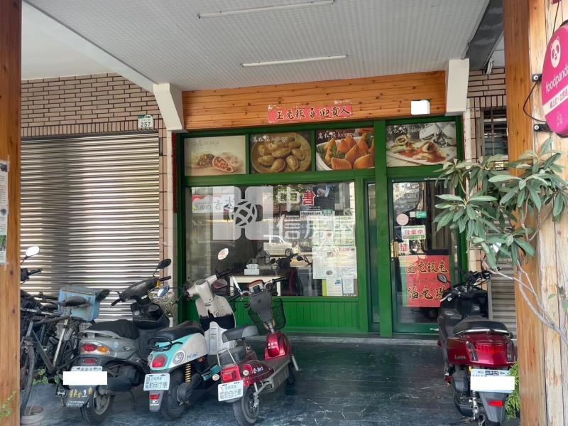 3S47三多路透天店面房屋室內格局與周邊環境