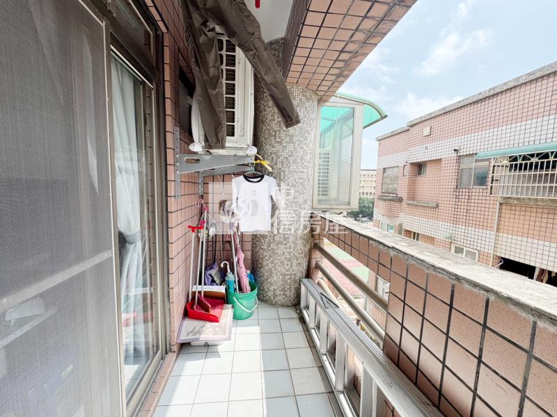 近體育園區.南亞大學.龍岡三房輪抽車房屋室內格局與周邊環境