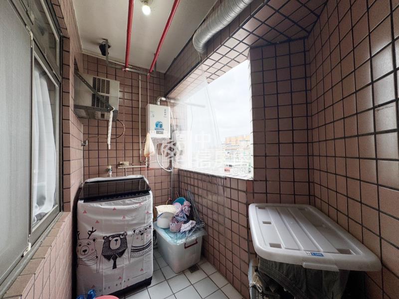 近體育園區.南亞大學.龍岡三房輪抽車房屋室內格局與周邊環境