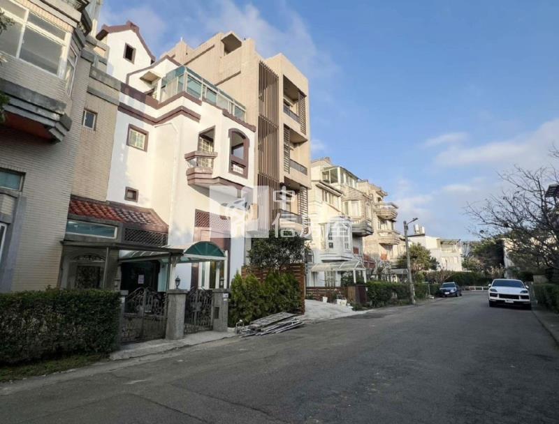 楊梅陽光山林新整別墅房屋室內格局與周邊環境