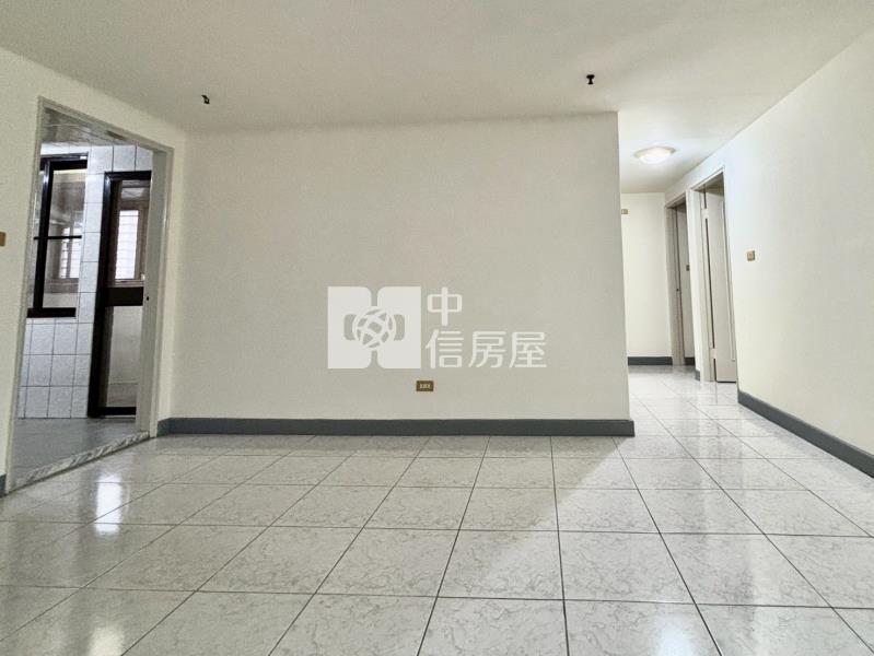 光華國宅中區採光美三房房屋室內格局與周邊環境