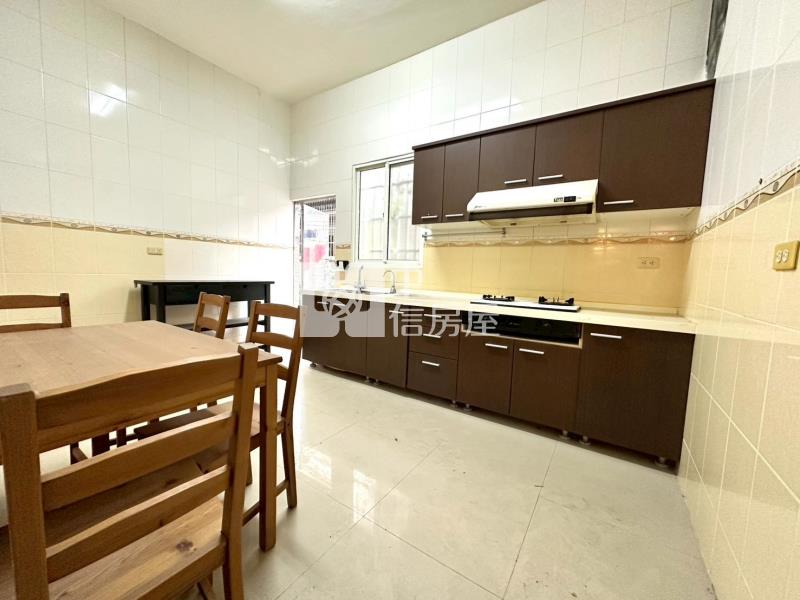 斗六重光孝親房社區別墅房屋室內格局與周邊環境