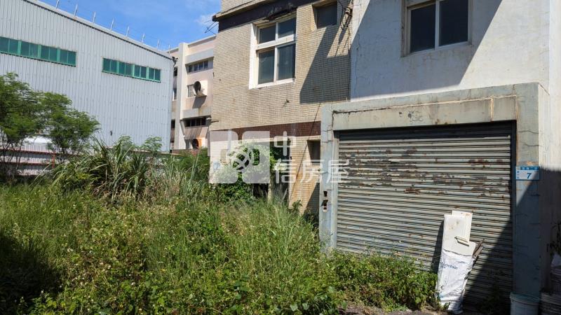 竹圍漁港透天-買地送屋房屋室內格局與周邊環境