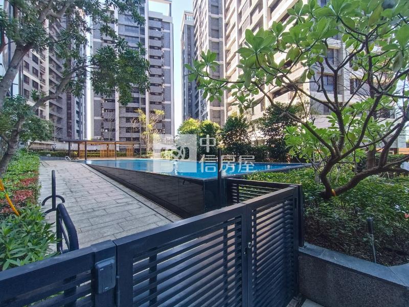 【奔馳】新森活-水岸景觀-三房雙車房屋室內格局與周邊環境