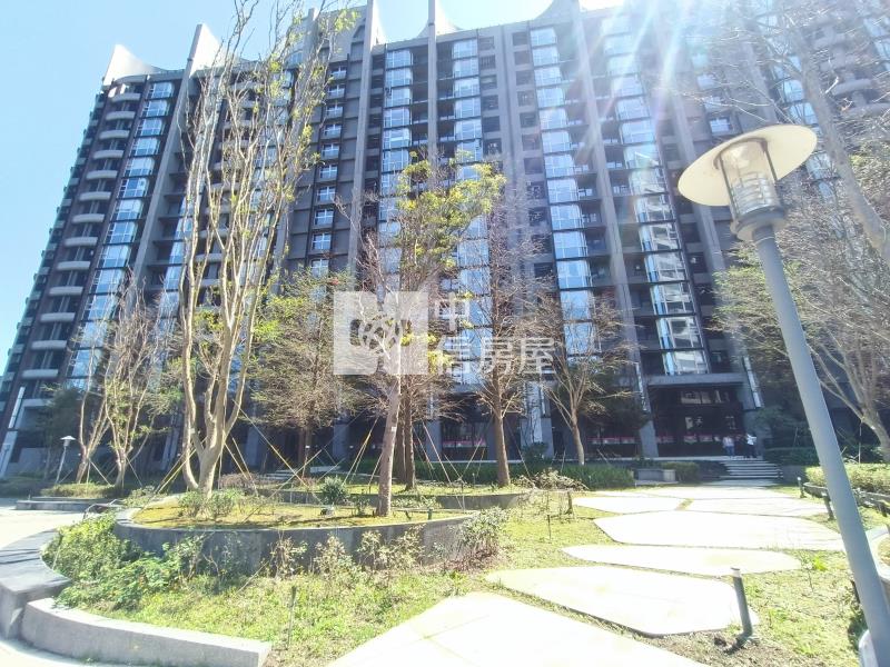 【奔馳】新森活-水岸景觀-三房雙車房屋室內格局與周邊環境