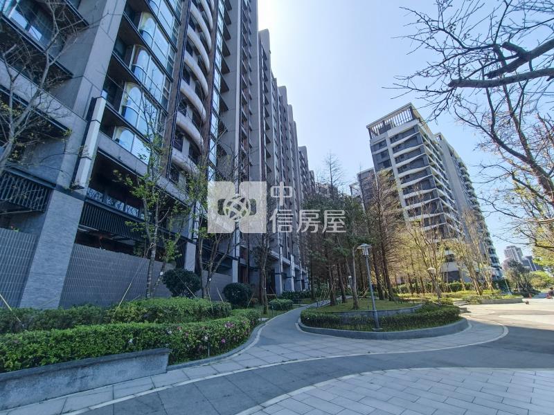 【奔馳】新森活-水岸景觀-三房雙車房屋室內格局與周邊環境