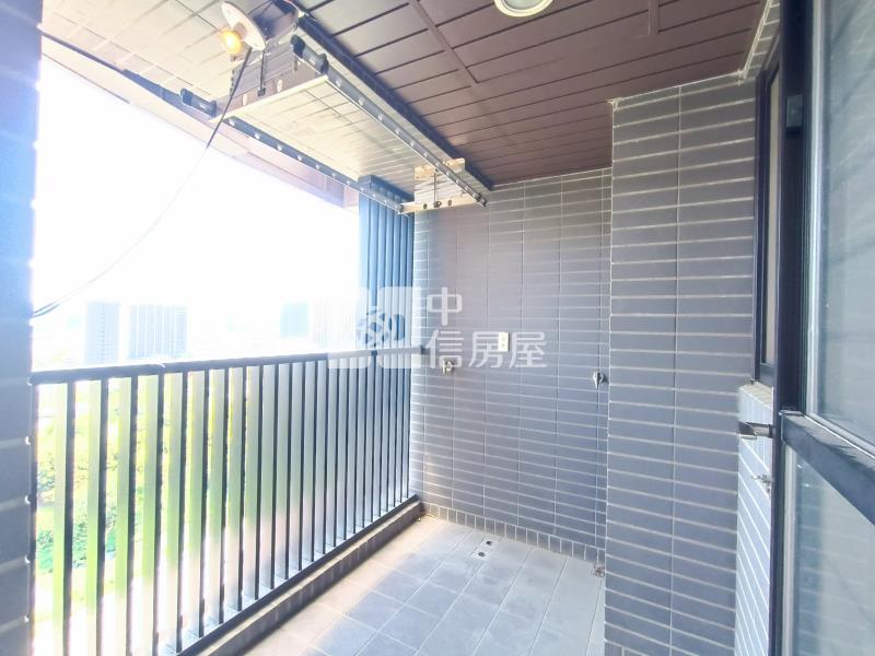 【奔馳】新森活-水岸景觀-三房雙車房屋室內格局與周邊環境