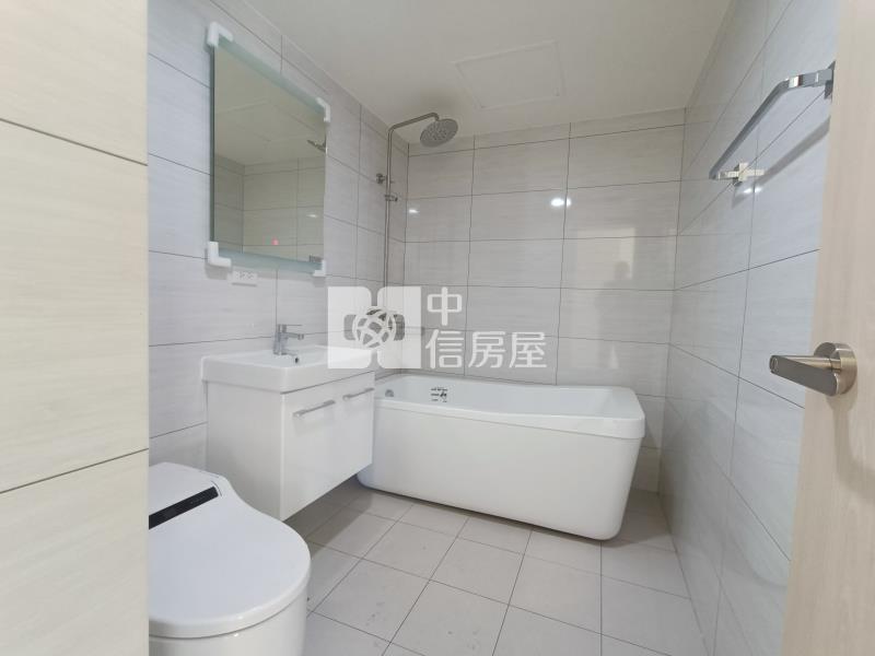 【奔馳】新森活-水岸景觀-三房雙車房屋室內格局與周邊環境