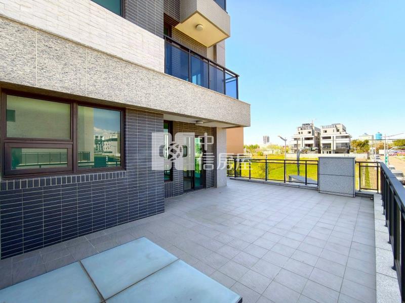 正14期全新臨路角間電梯別墅(專)房屋室內格局與周邊環境