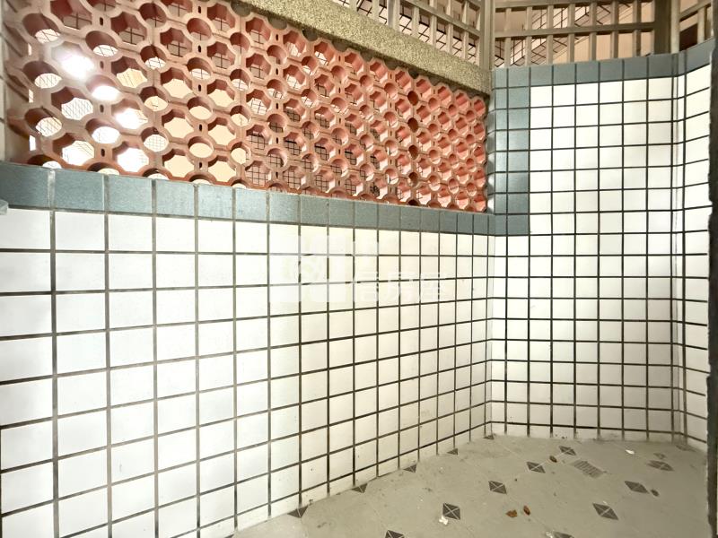 樹孝商圈20米路1～2樓金店房屋室內格局與周邊環境