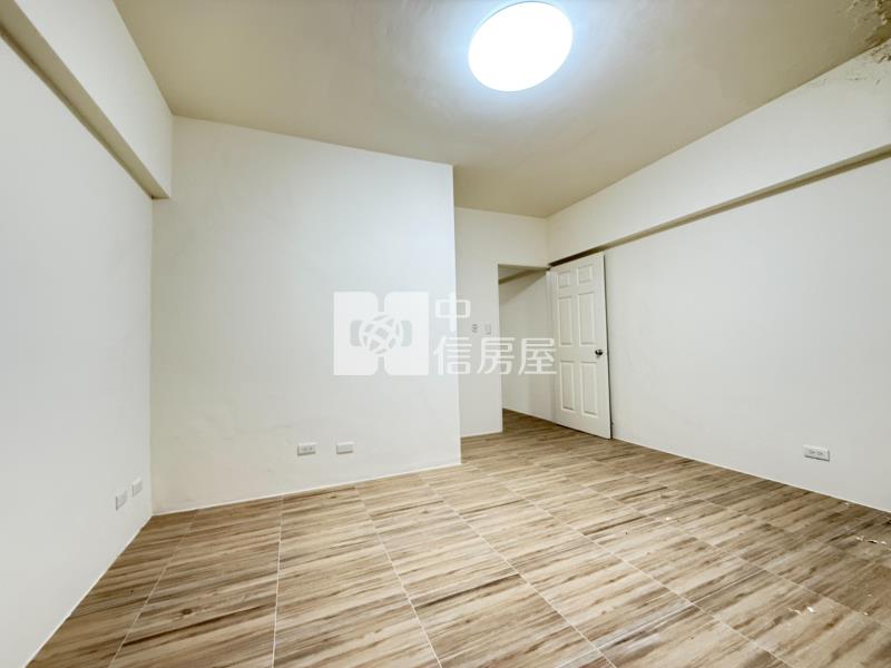 樹孝商圈20米路1～2樓金店房屋室內格局與周邊環境