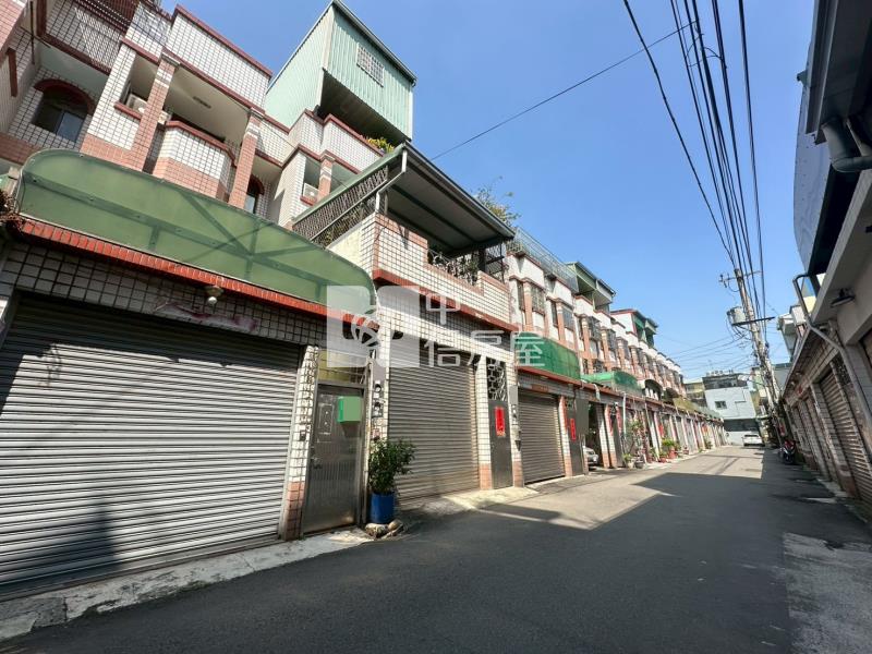 烏日榮泉公園大地坪可隔孝親房臨路別墅房屋室內格局與周邊環境