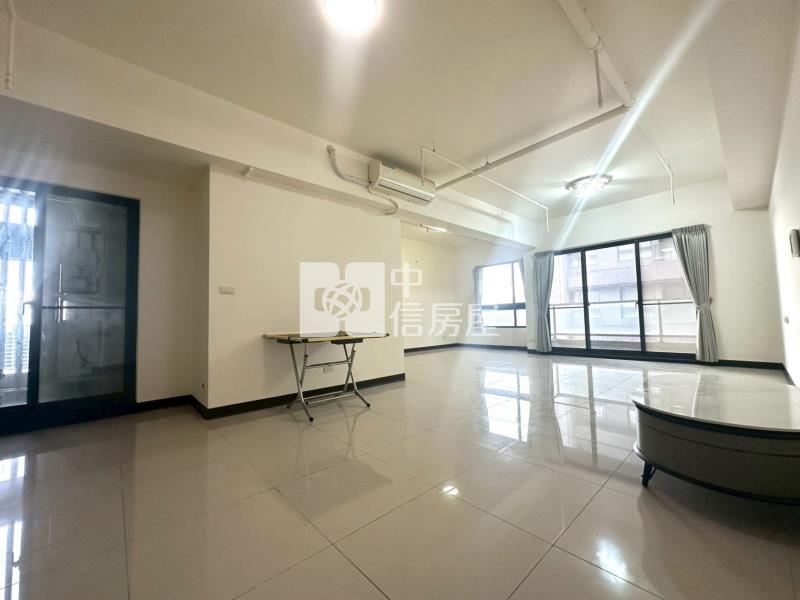 5X98時代園邸邊間四房雙車房屋室內格局與周邊環境