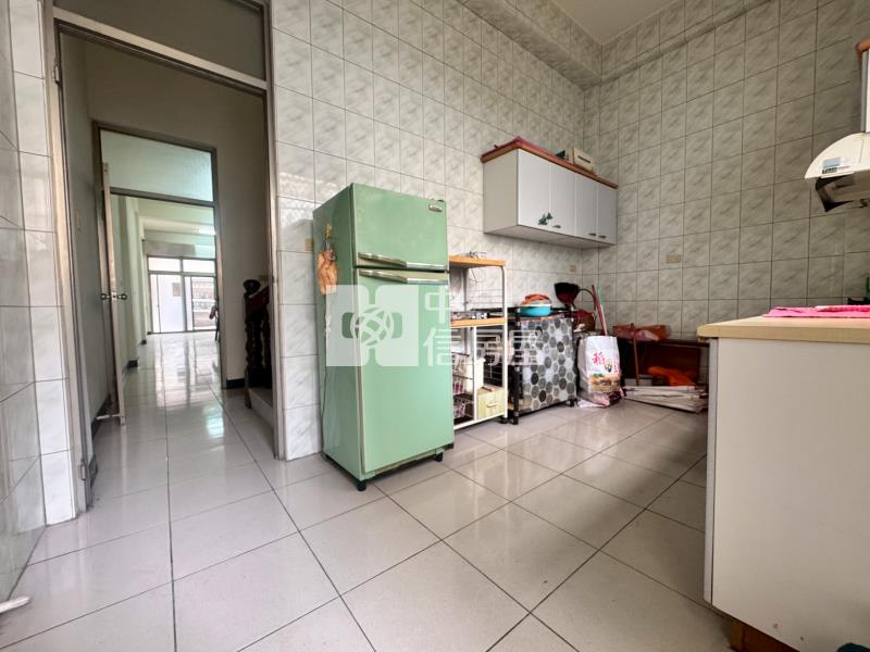 集集市區63大地坪震後店住房屋室內格局與周邊環境