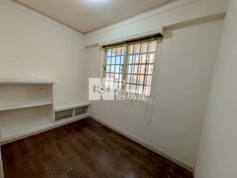 陽光山林雙併透天房屋室內格局與周邊環境