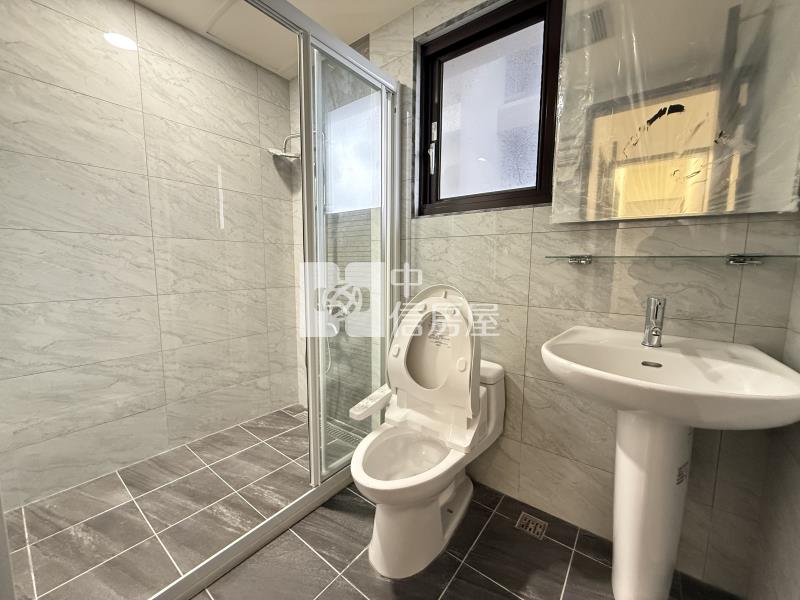 大園華登新城峰全新三房車房屋室內格局與周邊環境