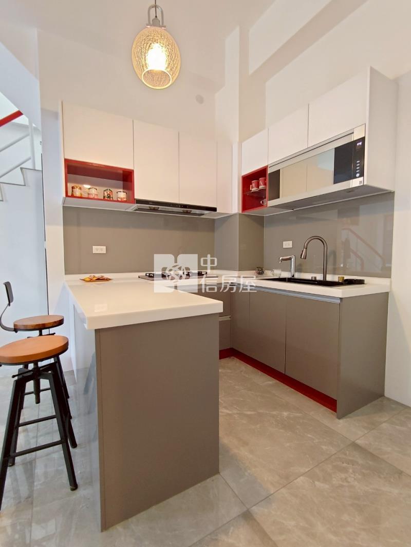 佳里全新大面寬孝親車墅房屋室內格局與周邊環境