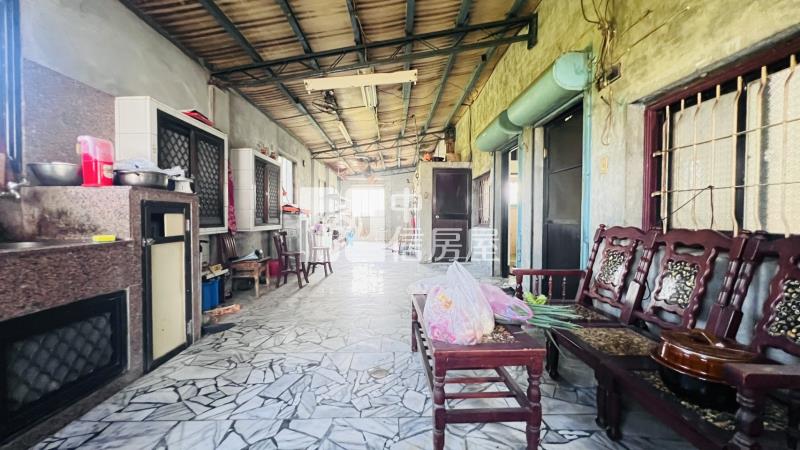 佳冬國小合法農舍房屋室內格局與周邊環境