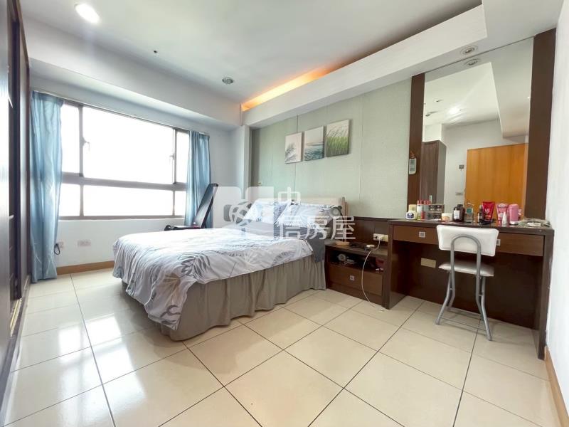 優活21次頂樓景觀三房車房屋室內格局與周邊環境