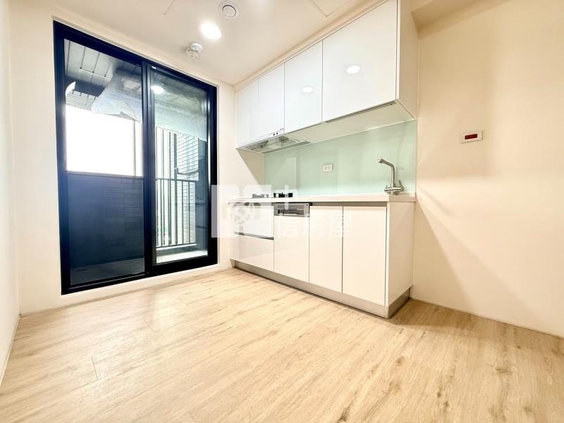 (泓瑞順世代)太原生活圈全新2房2衛平車房屋室內格局與周邊環境