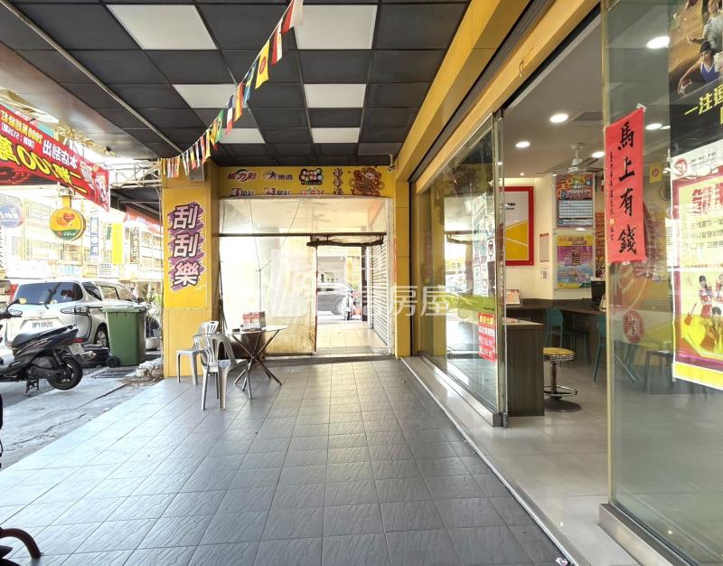 中科永福路大面寬店面房屋室內格局與周邊環境