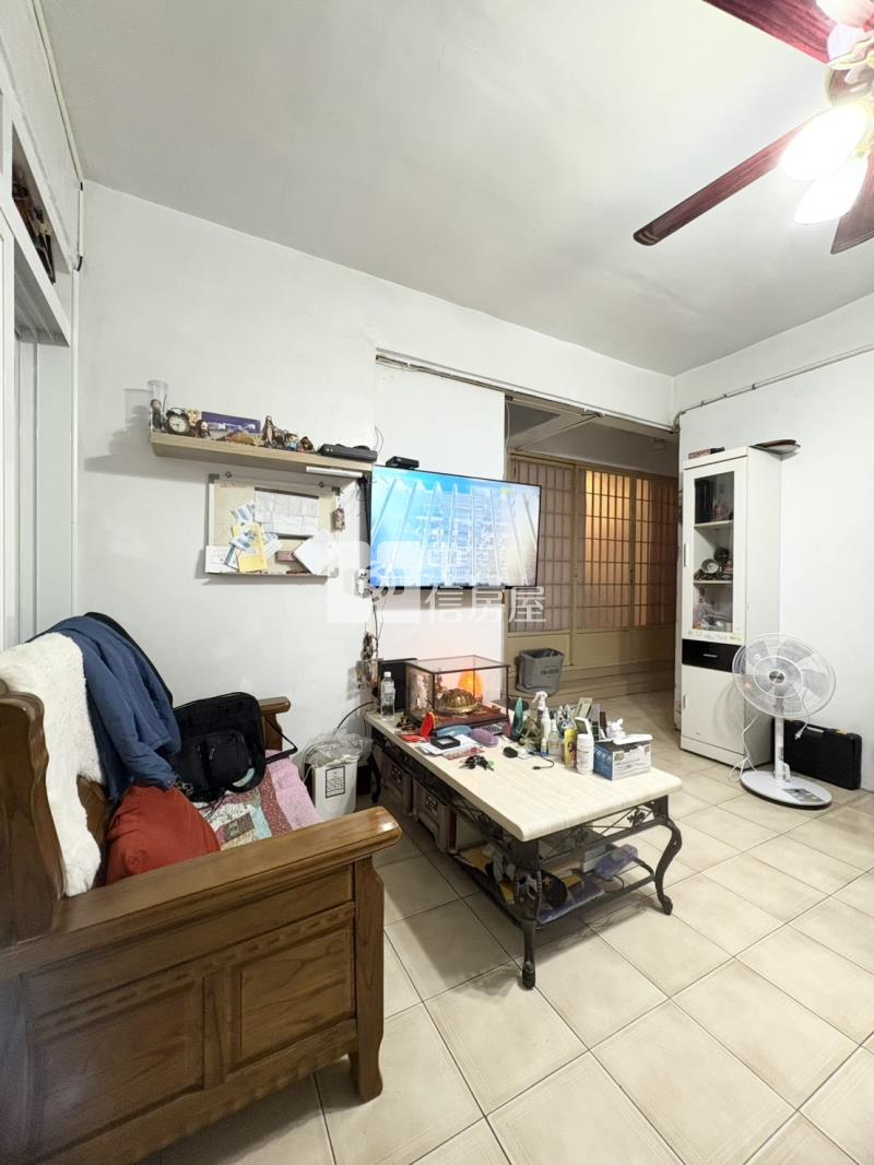 明誠中學公寓一樓房屋室內格局與周邊環境