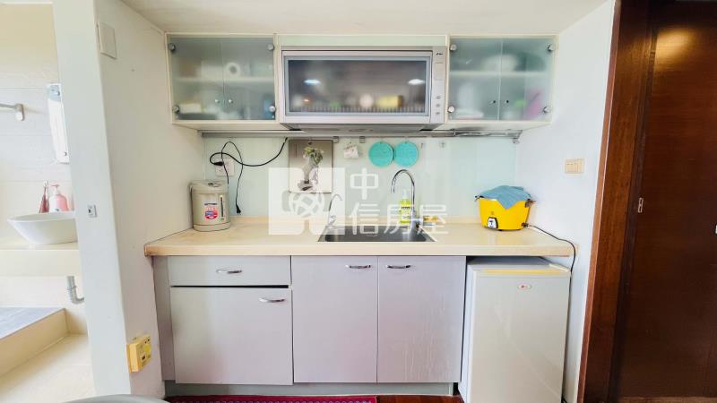 市中心面海高樓挑高熱湯屋房屋室內格局與周邊環境