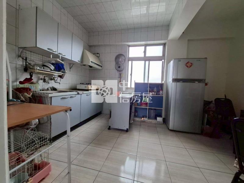 湖內中山路三房健身寓房屋室內格局與周邊環境