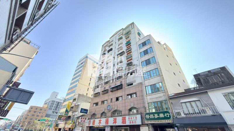 市中心平車2房 ★影音空拍在中信嘉義玉山店房屋室內格局與周邊環境