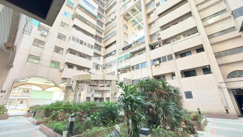 經國商圈平車3+1房  ★影音空拍在中信嘉義玉山店房屋室內格局與周邊環境