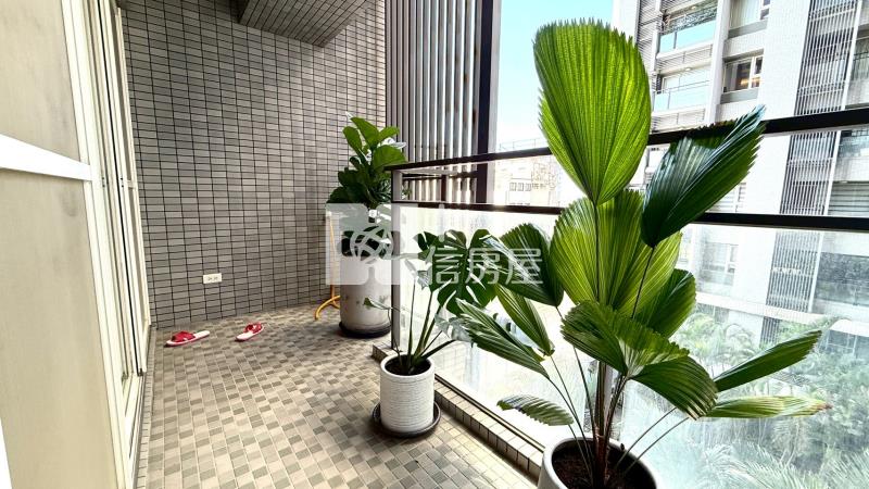 【神馬】中壢SOGO海華國際之星邊間雙面採光3改2房車房屋室內格局與周邊環境