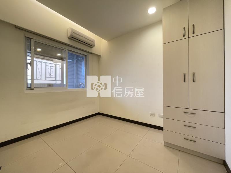 法國香榭裝潢美三房+大車位房屋室內格局與周邊環境